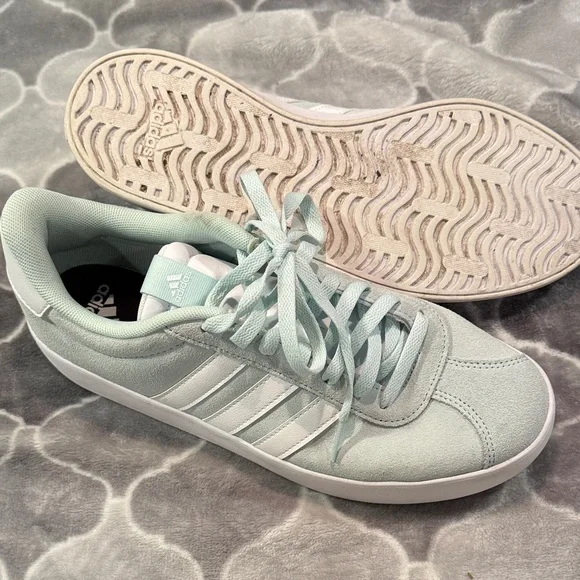 Adidas Women's Light Green Sneakers - Picture 3 of 3